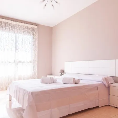 Retreat: Pool & Comfort * Burriana